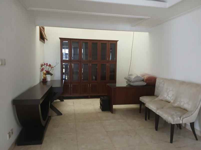 dijual rumah taman kedoya baru jakbar hook