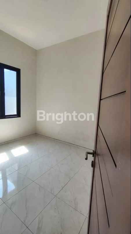 dijual rumah taman surya kencana venus