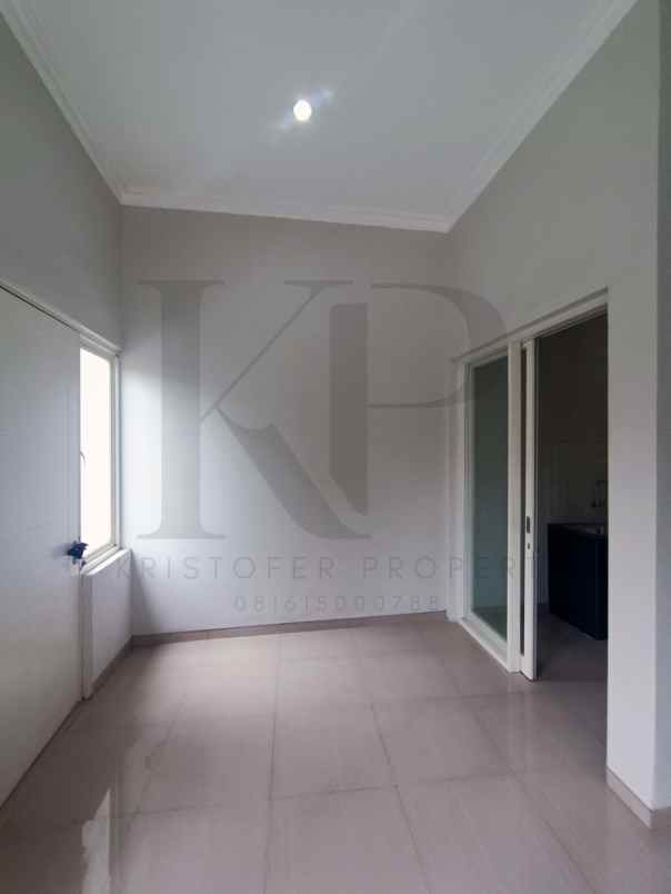 dijual rumah taman sutorejo