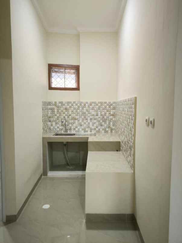 dijual rumah tambora