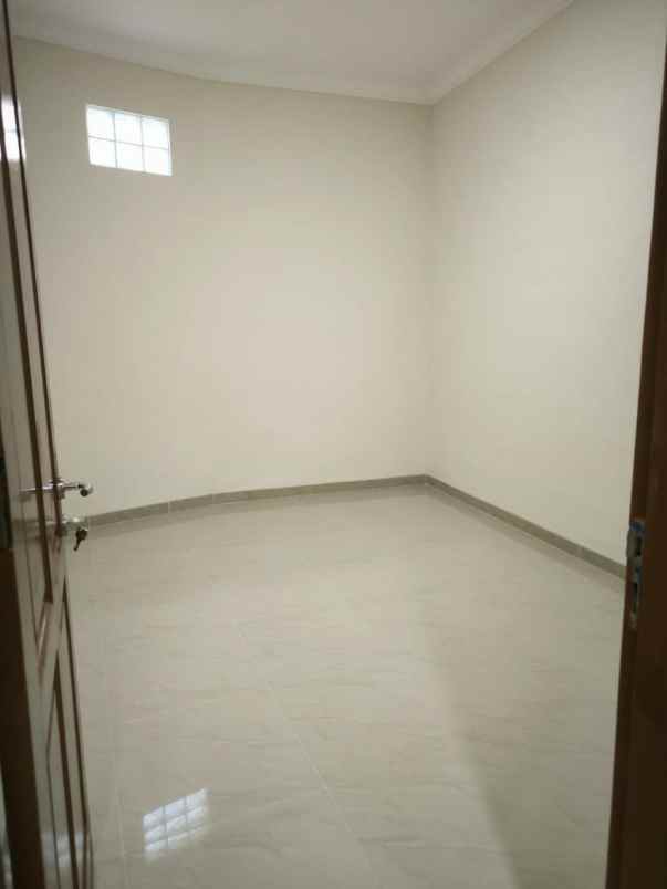 dijual rumah tambora