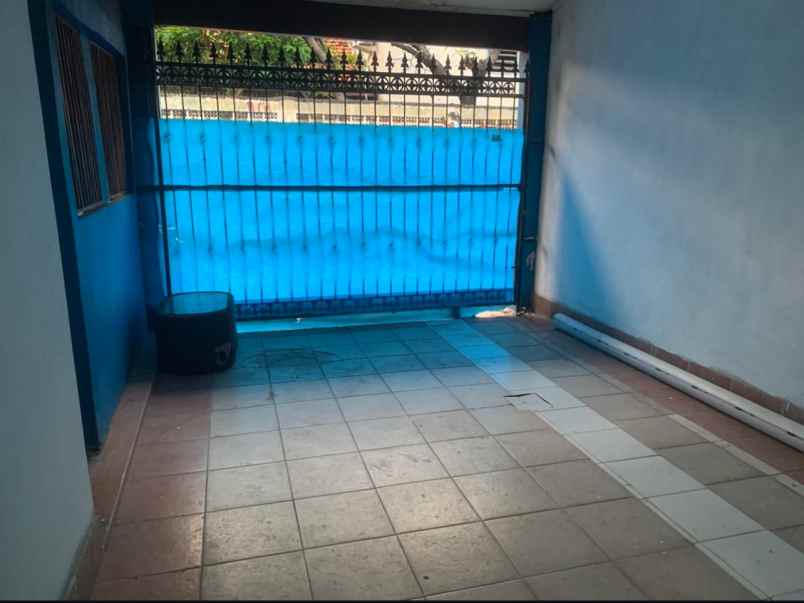 dijual rumah tanah tinggi kec johar