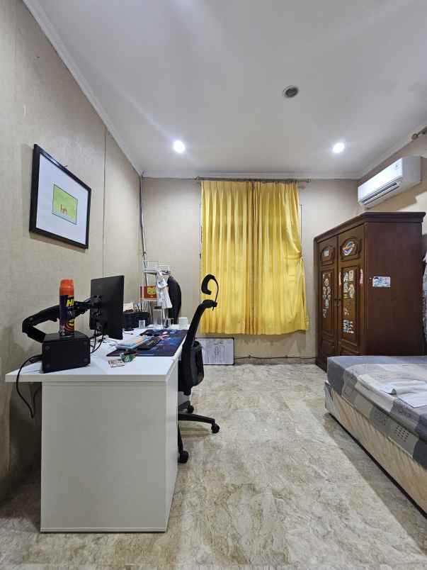 dijual rumah tanjung barat jagakarsa