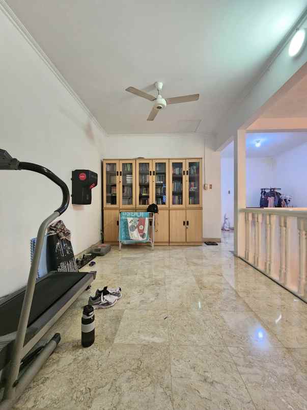 dijual rumah tanjung barat jagakarsa