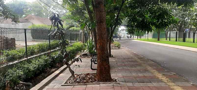 dijual rumah teuku umar