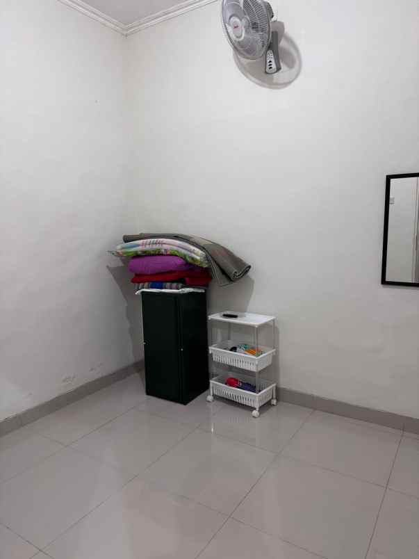 dijual rumah the taman dhika