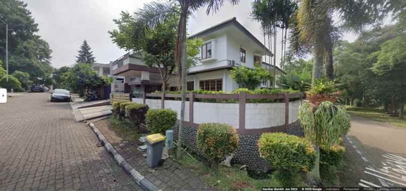 dijual rumah villa cinere mas