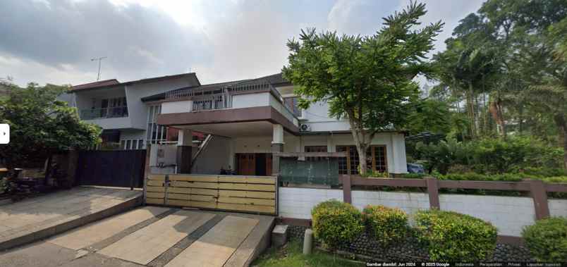 dijual rumah villa cinere mas