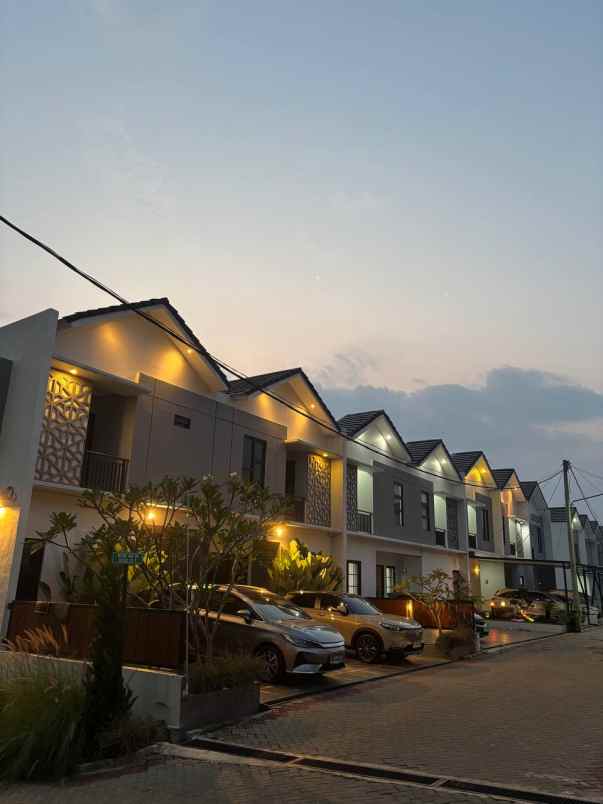 dijual rumah villa dekat lembang sisa 20 unit lagi