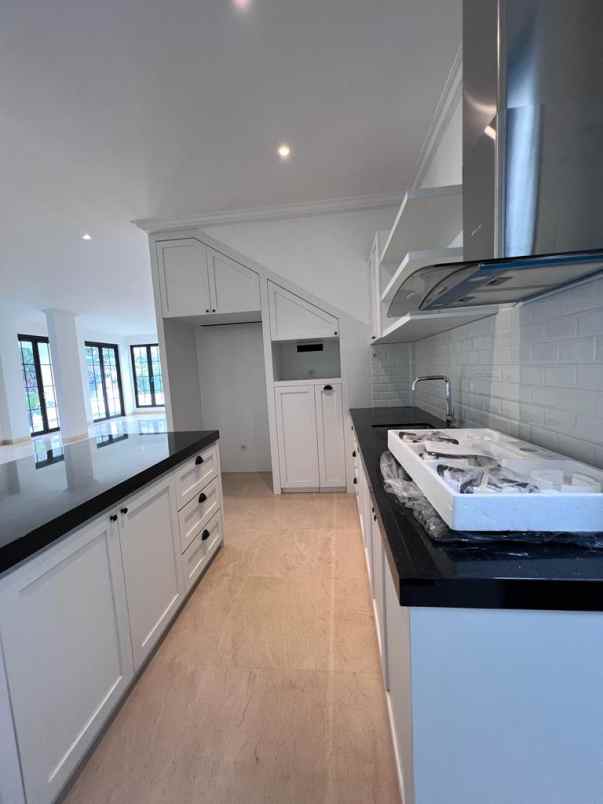 dijual rumah villa delima karang tengah