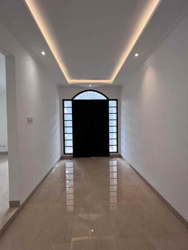 dijual rumah villa delima karang tengah