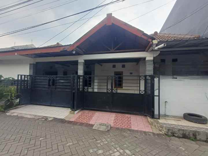 dijual rumah wiguna regency dekat merr
