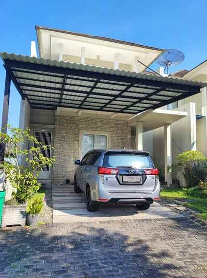 dijual rumah wisata bukit mas