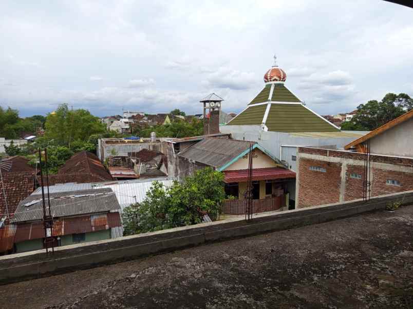 dijual tanah caturtunggal depok