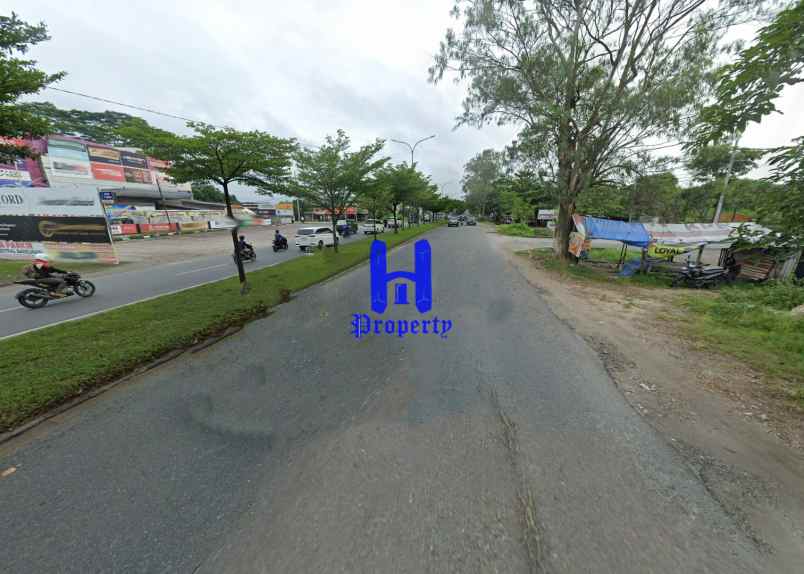 dijual tanah jalan soekarno hatta
