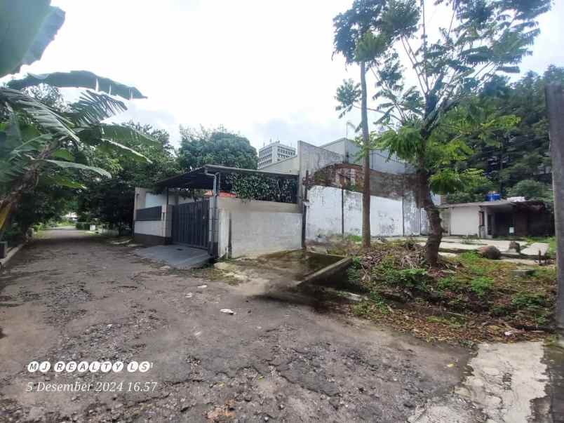 dijual tanah komplek sayap sudirman