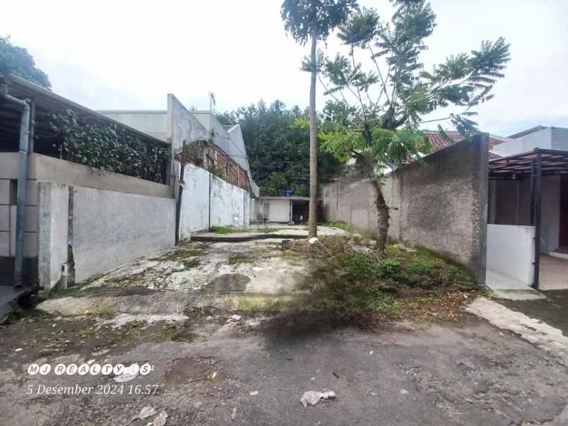 dijual tanah komplek sayap sudirman