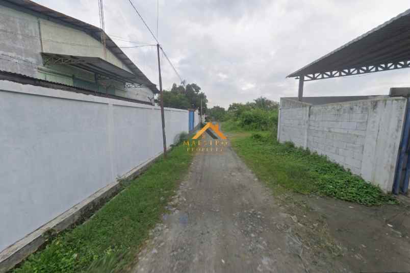 dijual tanah kosong jalan irian barat sampali gg geor