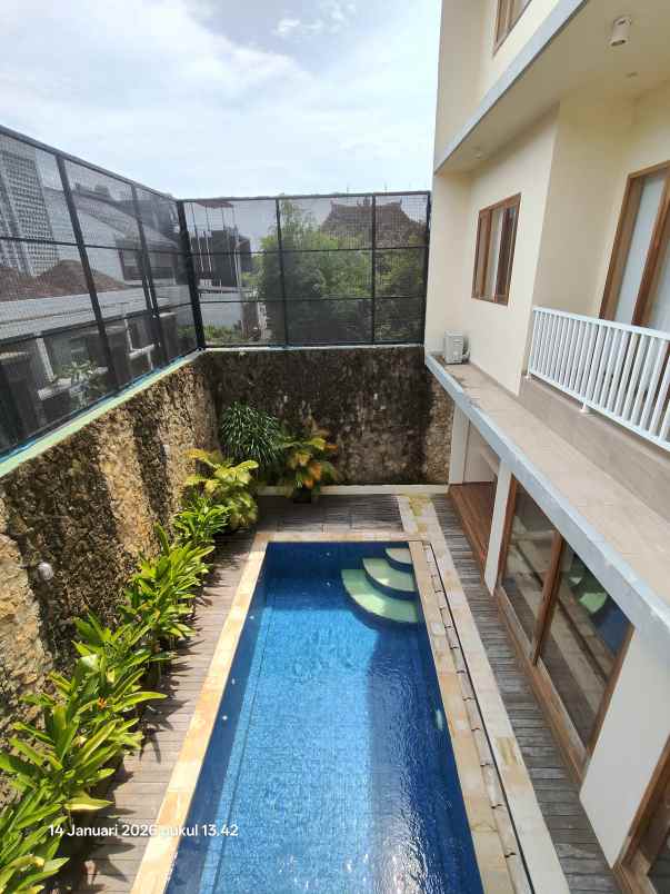 dijual villa canggu badung bali