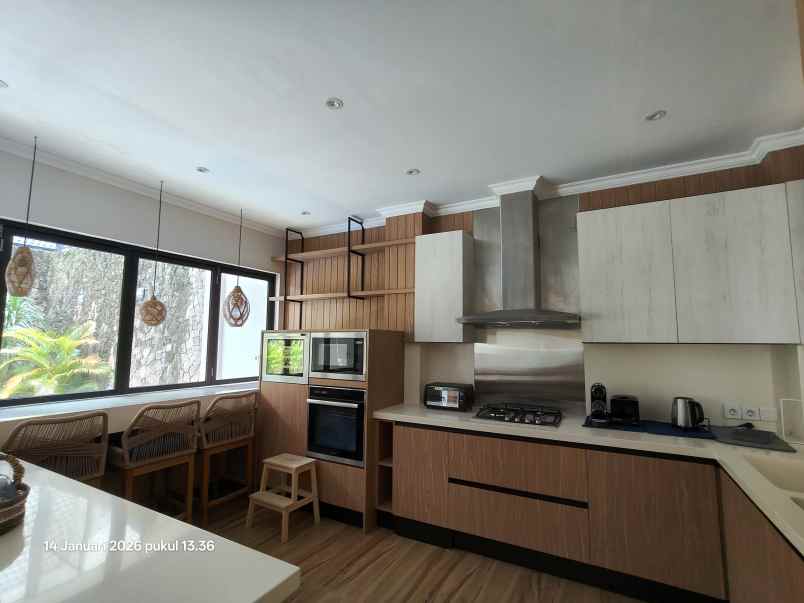 dijual villa canggu badung bali