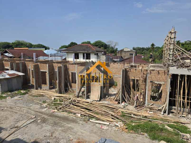 dijual villa de castillo residence