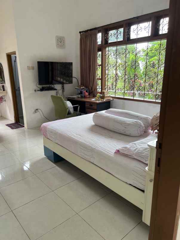 dijual villa estate trawas dekat jalan raya jl keramat