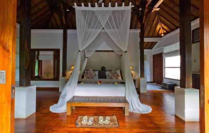 dijual villa jalan kenderan ubud bali