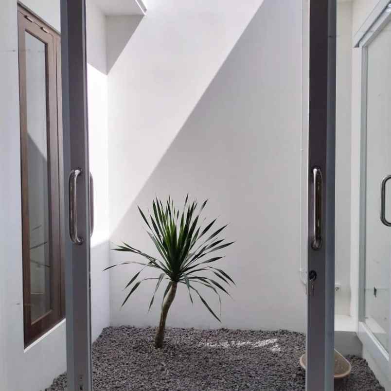 dijual villa jl kaliurang km 12 5