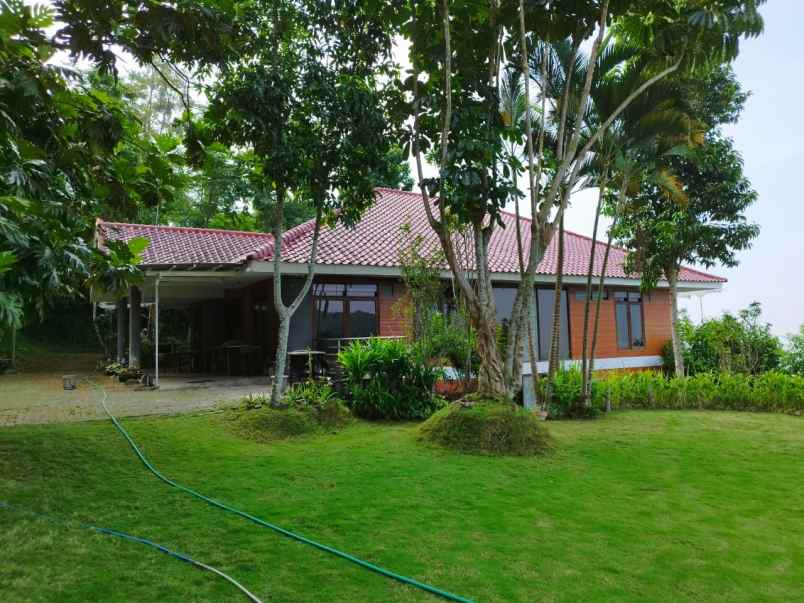 dijual villa ledug prigen kec prigen
