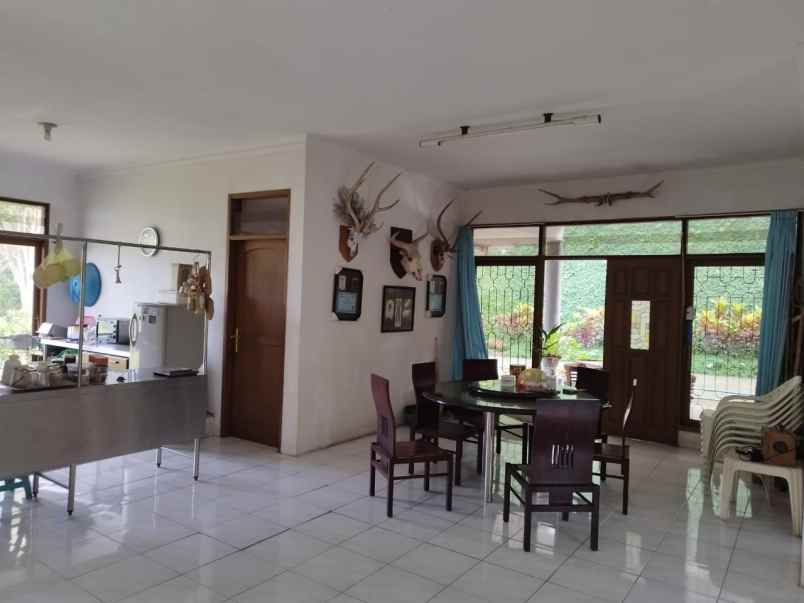 dijual villa ledug prigen kec prigen