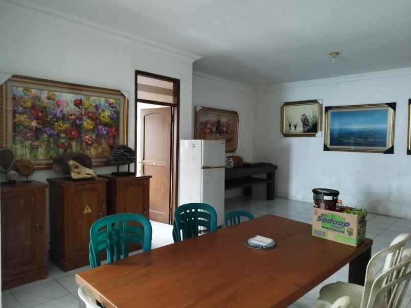 dijual villa ledug prigen kec prigen
