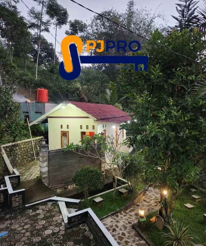 dijual villa leuwiliang bogor lingkungan asri bagus