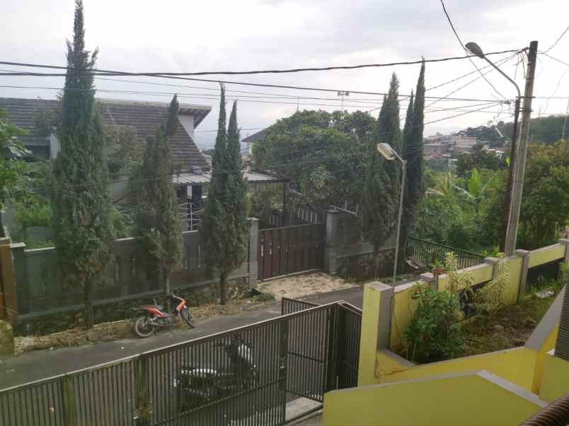 dikontrakan rumah hook luas di ujungberung bandung