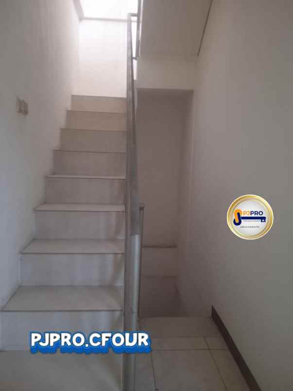 disewa ruko siap pakai di harapan indah 1 bekasi