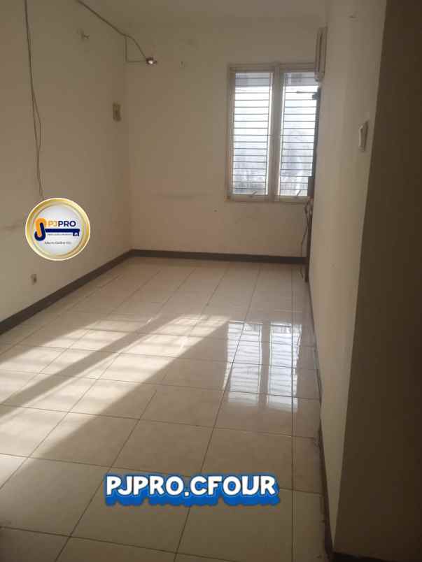 disewa ruko siap pakai di harapan indah 1 bekasi