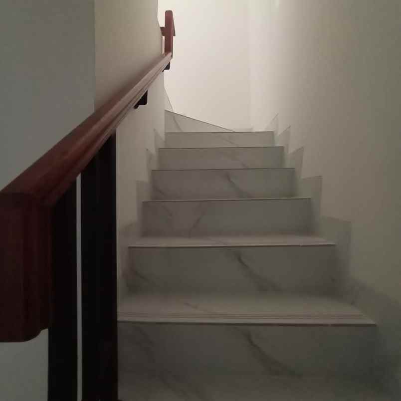 disewa rumah hook viridia lavon swan city tangerang