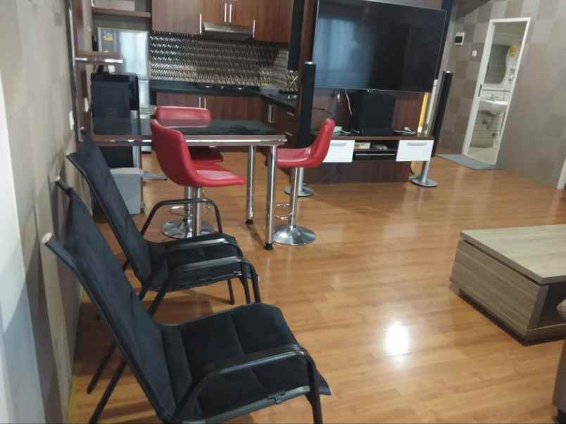 disewakan apartemen jl bukit darmo boulevard