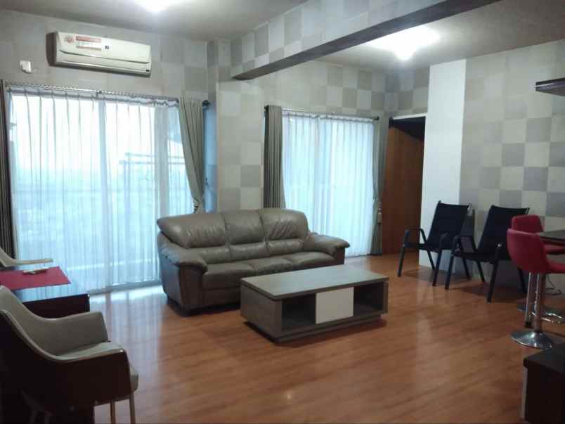 disewakan apartemen jl bukit darmo boulevard