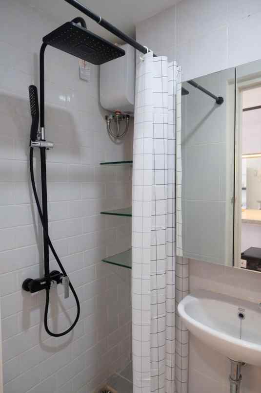 disewakan apartemen tokyo pik2 murah