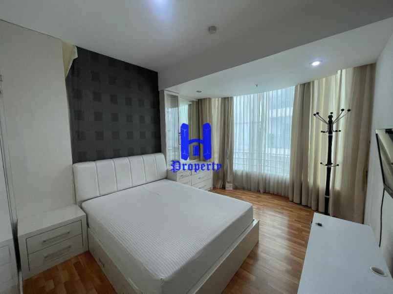disewakan cambridge condominium tower picasso type 3br