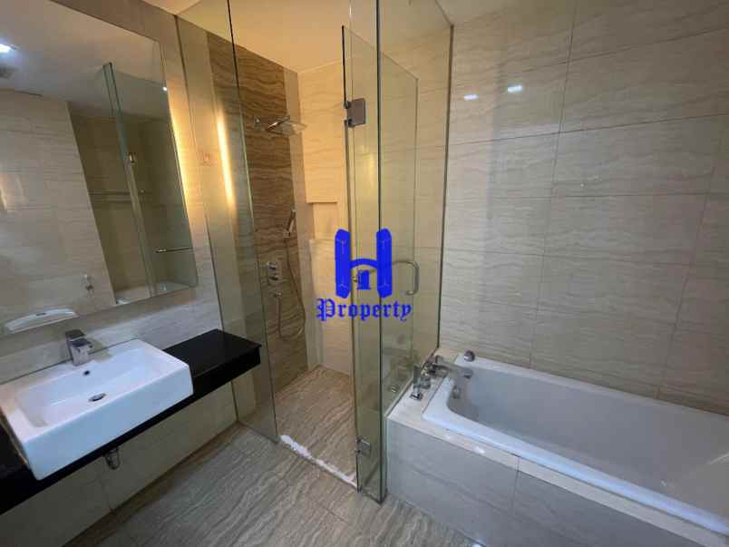 disewakan cambridge condominium tower picasso type 3br
