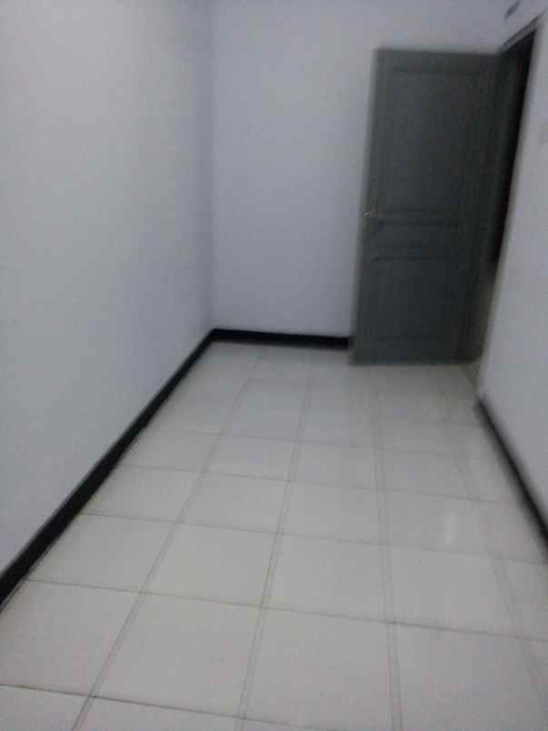 disewakan kost jl bayan ii no 142 rt 01