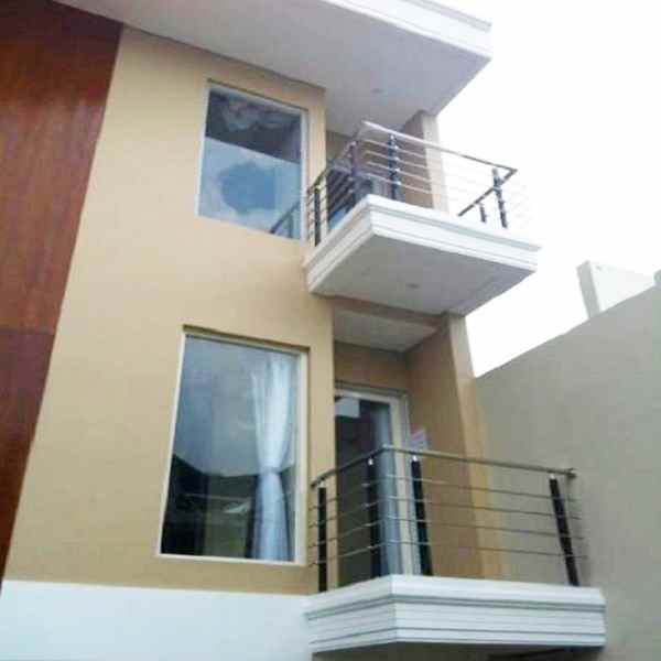 disewakan kost jl dukuh kupang barat gg