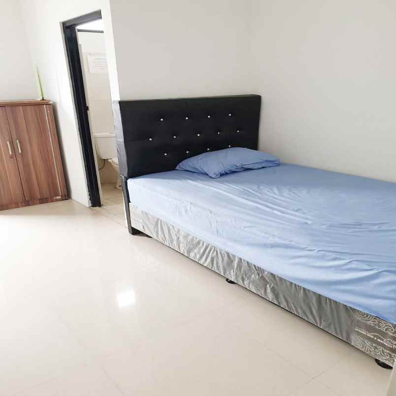 disewakan kost jl mandala no 29 kel kebon