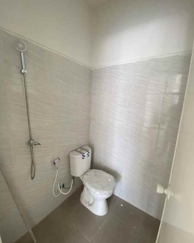 disewakan ruko di eastern park