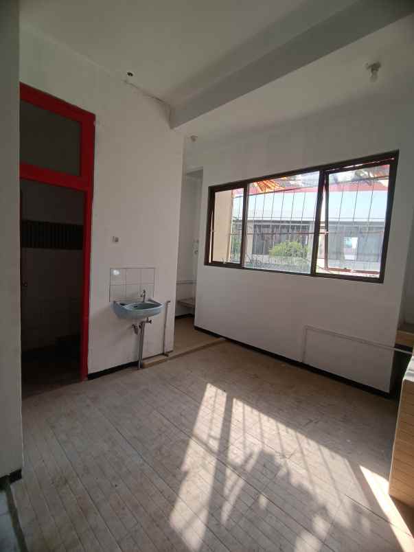 disewakan ruko gudang kantor delta permai panjang jiwo