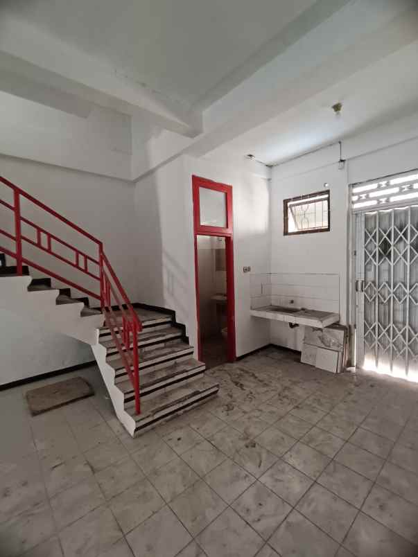 disewakan ruko gudang kantor delta permai panjang jiwo
