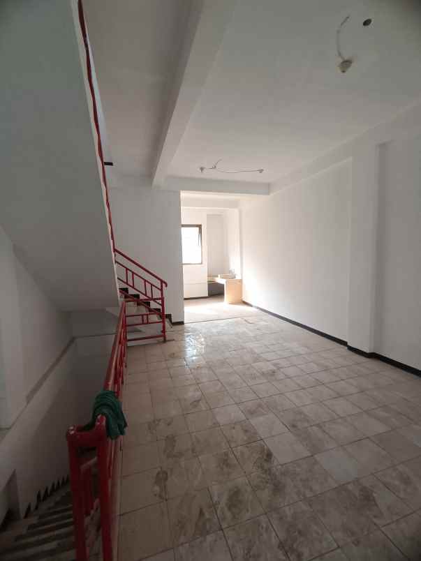 disewakan ruko gudang kantor delta permai panjang jiwo