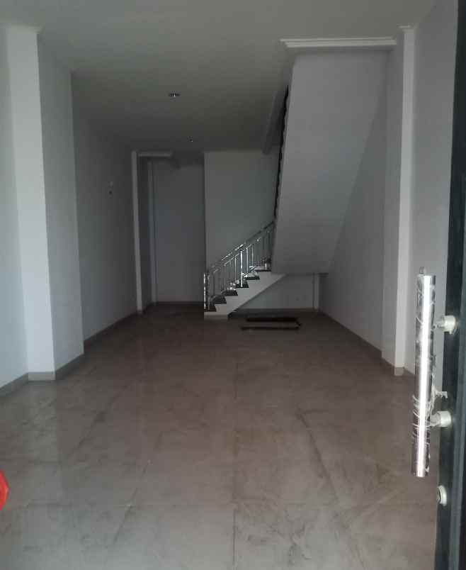 disewakan ruko gudang kantor sedayu city