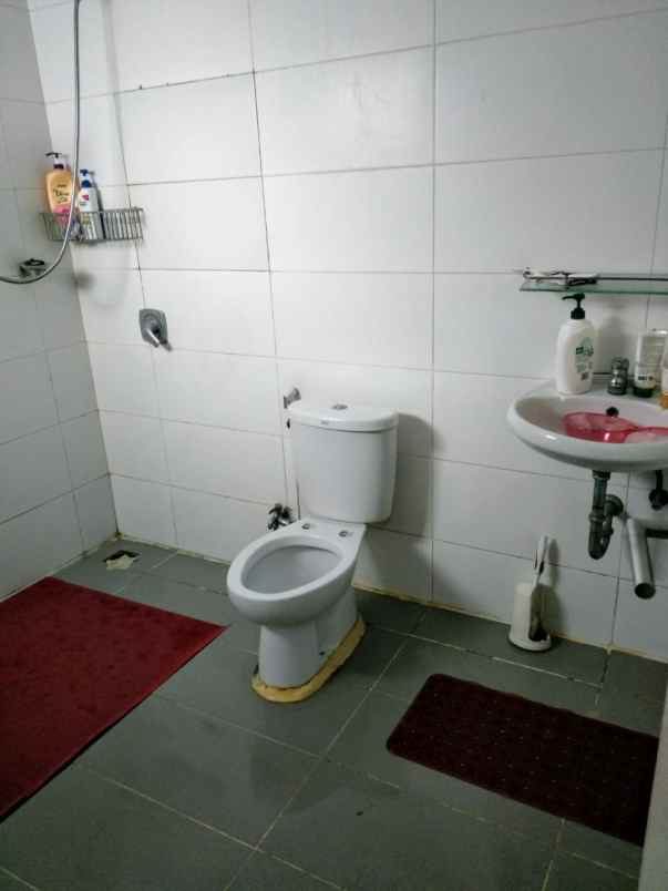 disewakan rumah cluster alamanda jgc